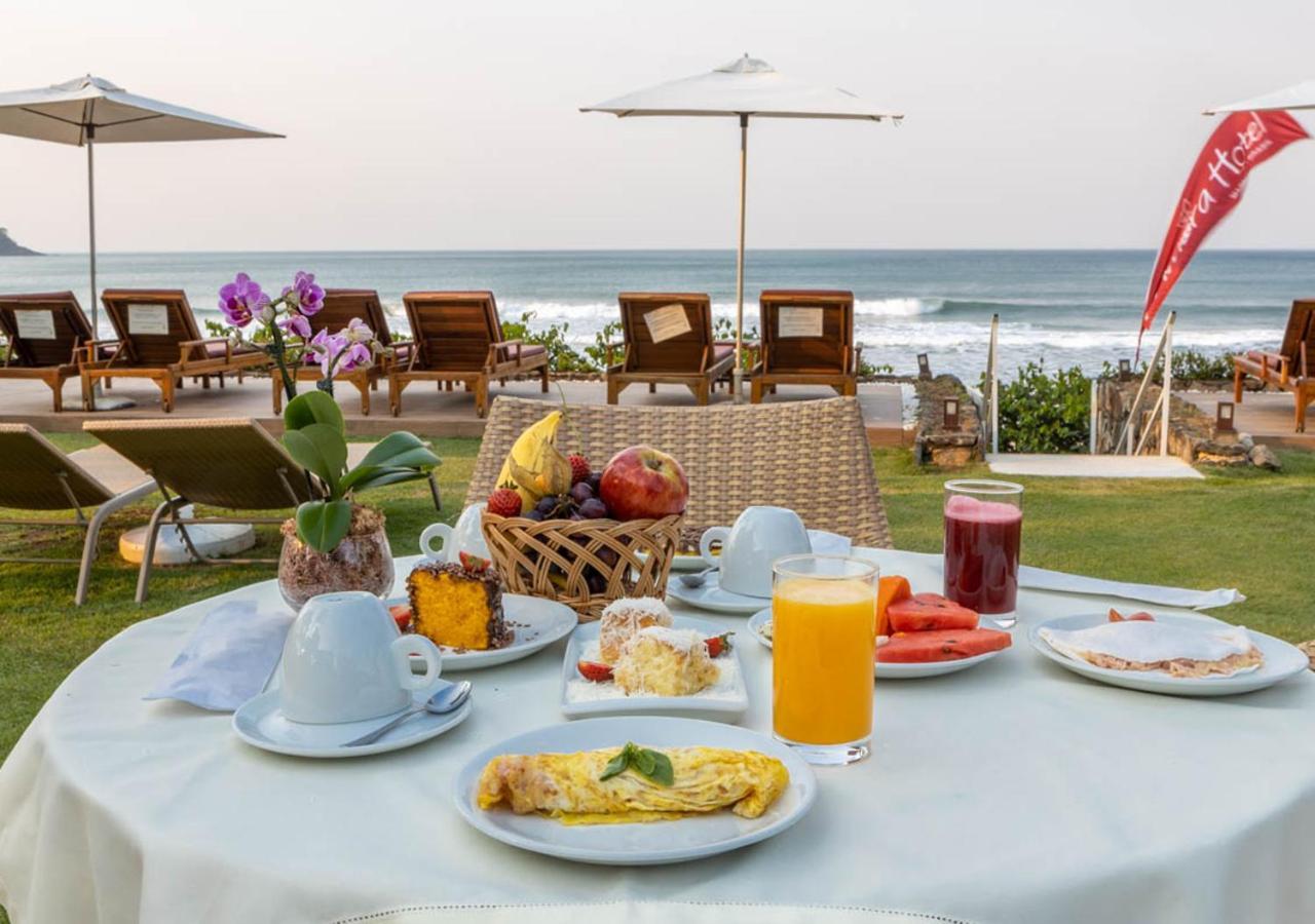 Amora Hotel Маресиас Екстериор снимка